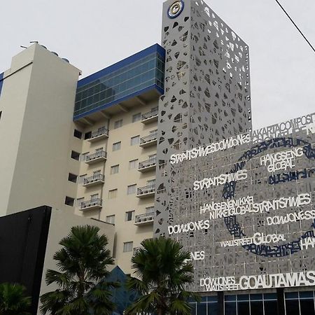 G'Sign Hotel Banjarmasin Банджермасин Екстериор снимка