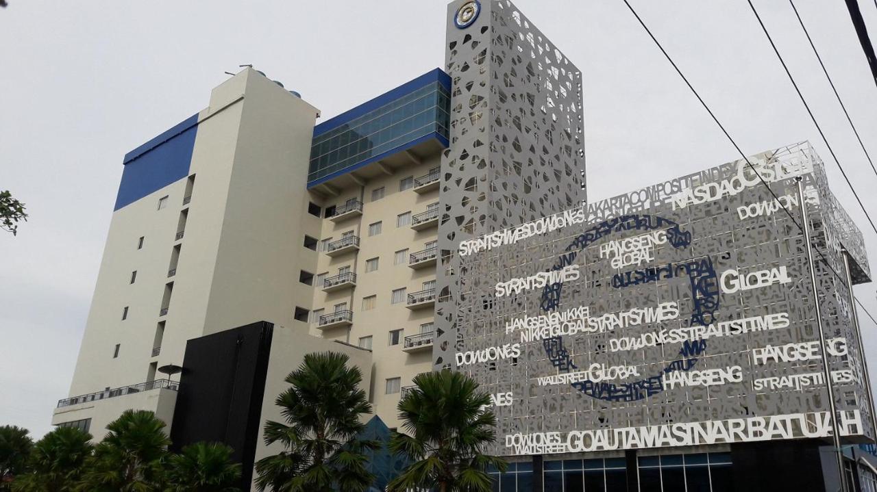 G'Sign Hotel Banjarmasin Банджермасин Екстериор снимка
