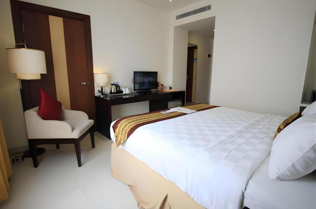 G'Sign Hotel Banjarmasin Банджермасин Екстериор снимка