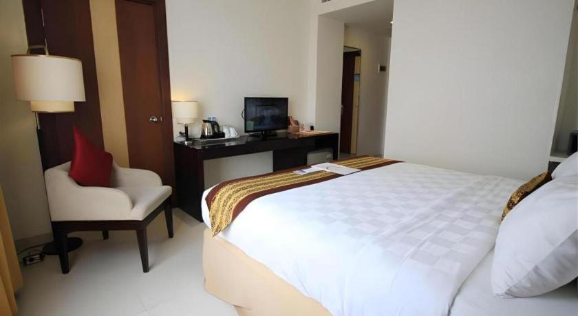 G'Sign Hotel Banjarmasin Банджермасин Екстериор снимка