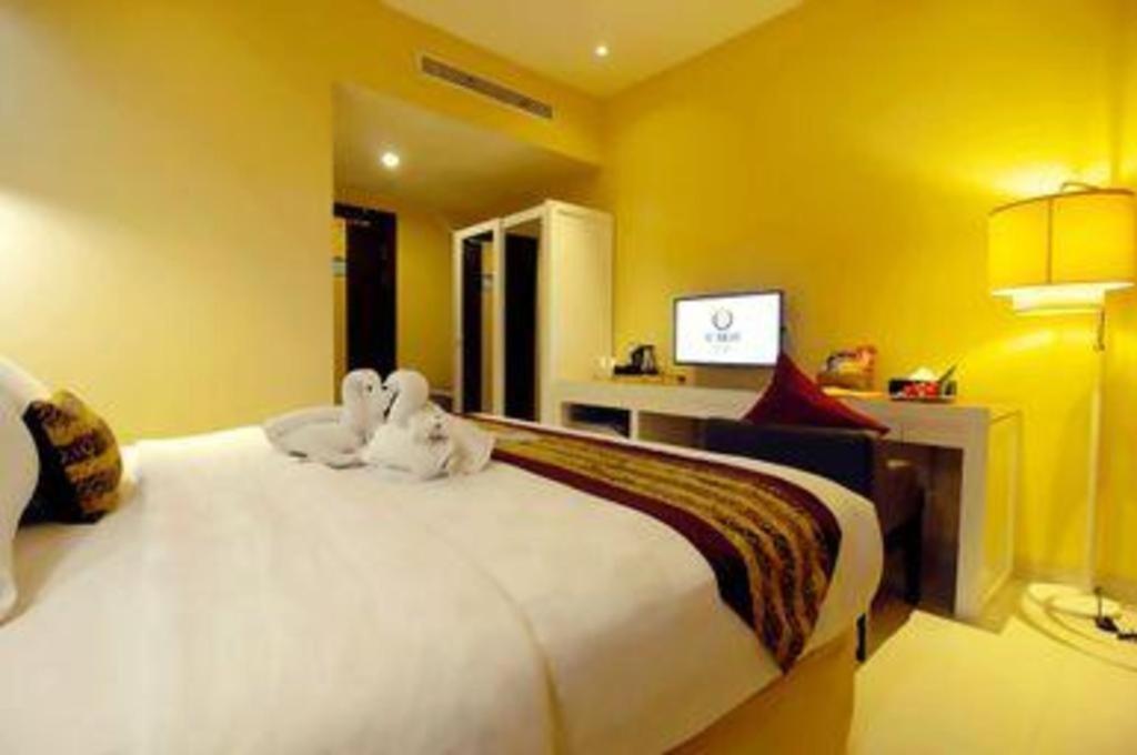 G'Sign Hotel Banjarmasin Банджермасин Екстериор снимка