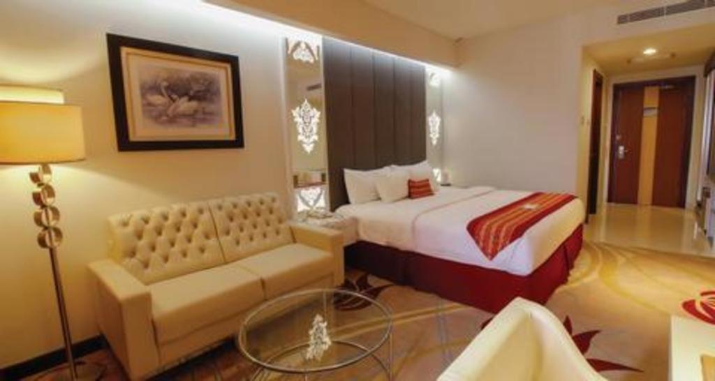G'Sign Hotel Banjarmasin Банджермасин Екстериор снимка