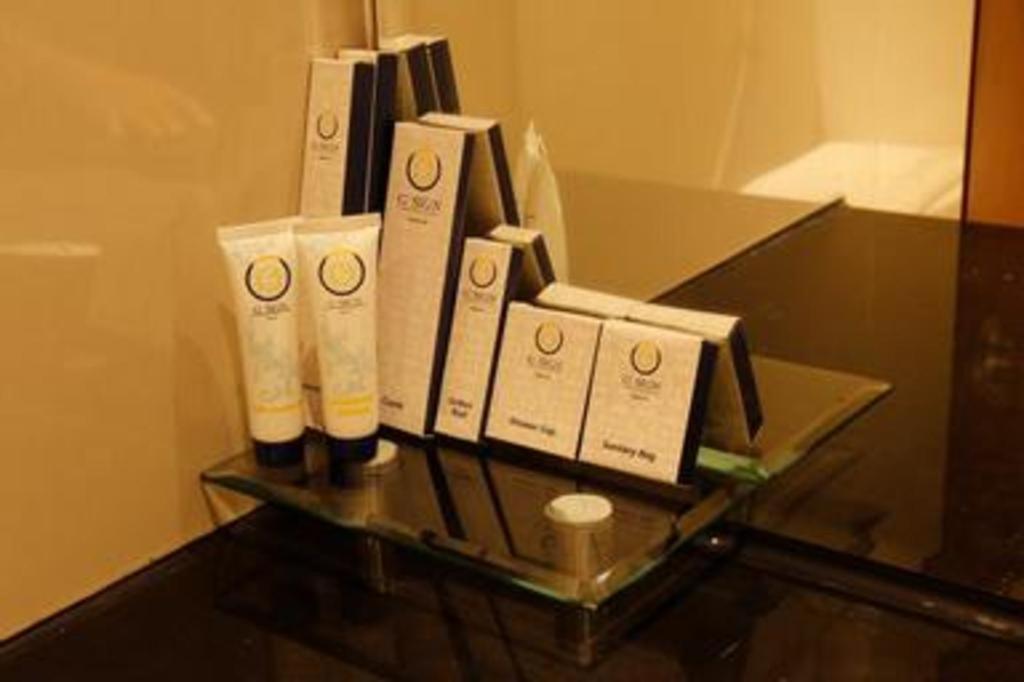 G'Sign Hotel Banjarmasin Банджермасин Екстериор снимка